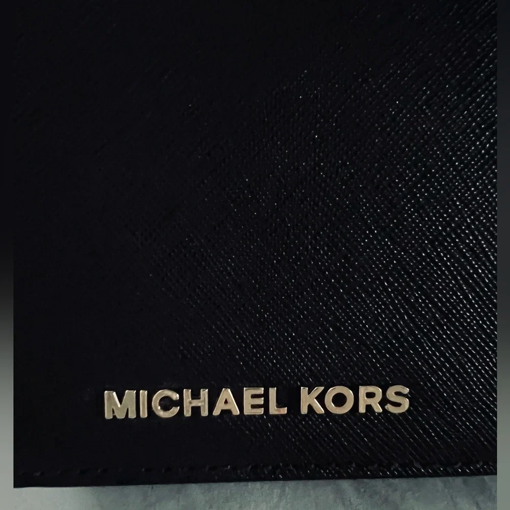 Michael Kors Black Key & Card Holder - Picture 2 of 9